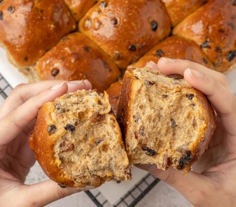 Forest Hill Chase Fruit Bun Decorating