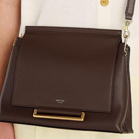 Oroton Outlet ENJOY 40% OFF* + TAKE AN EXTRA 20% OFF* SELECTED STYLES