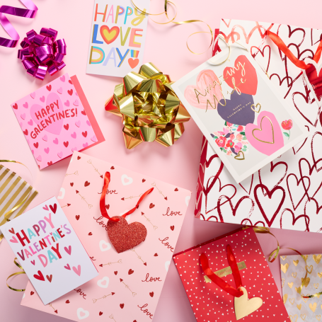 TRS VDAY WRAPPING RANGE TILE