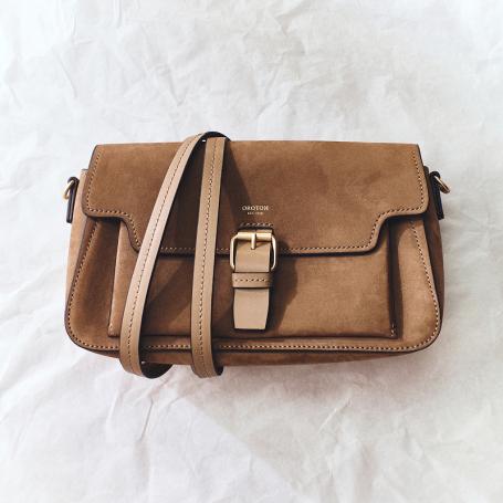 up to 40% off selected styles at oroton outlet